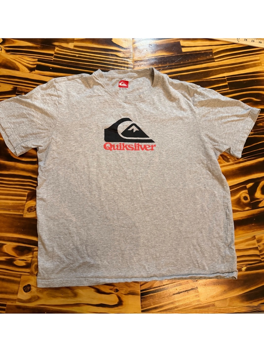Quiksilver gray logo T-shirt